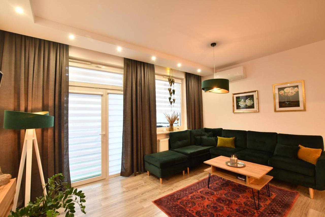 Green Penthouse Grudziadz Bagian luar foto