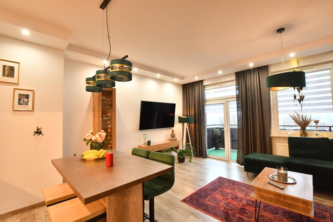 Green Penthouse Grudziadz Bagian luar foto