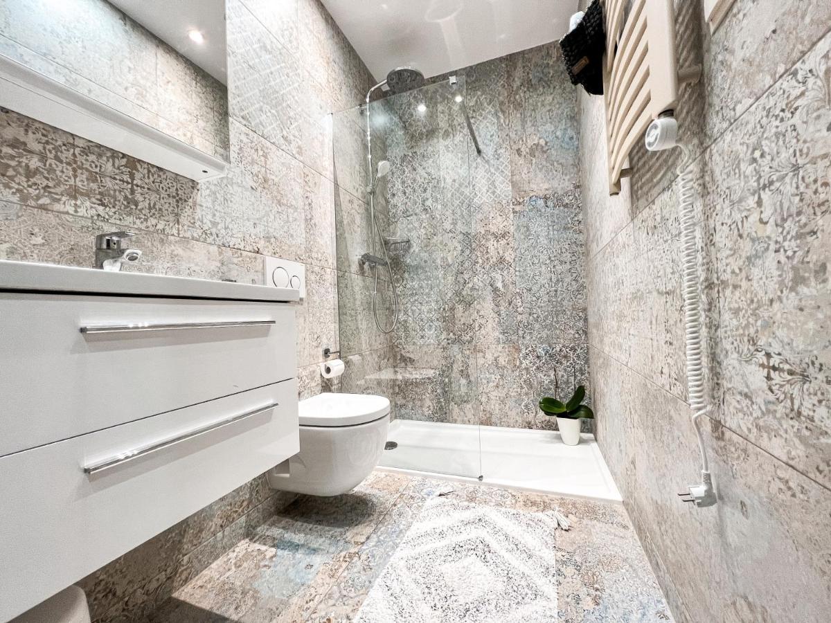 Green Penthouse Grudziadz Bagian luar foto